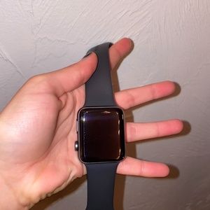 Series 3 42mm Apple Watch Space grey/Black Used